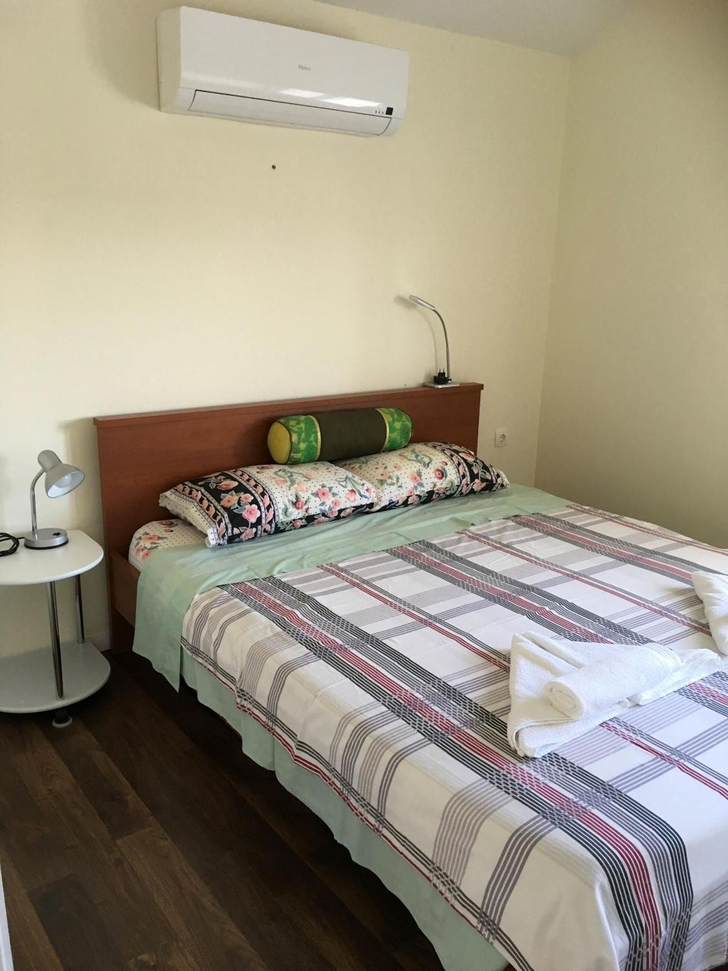 Lipovica Apartment *