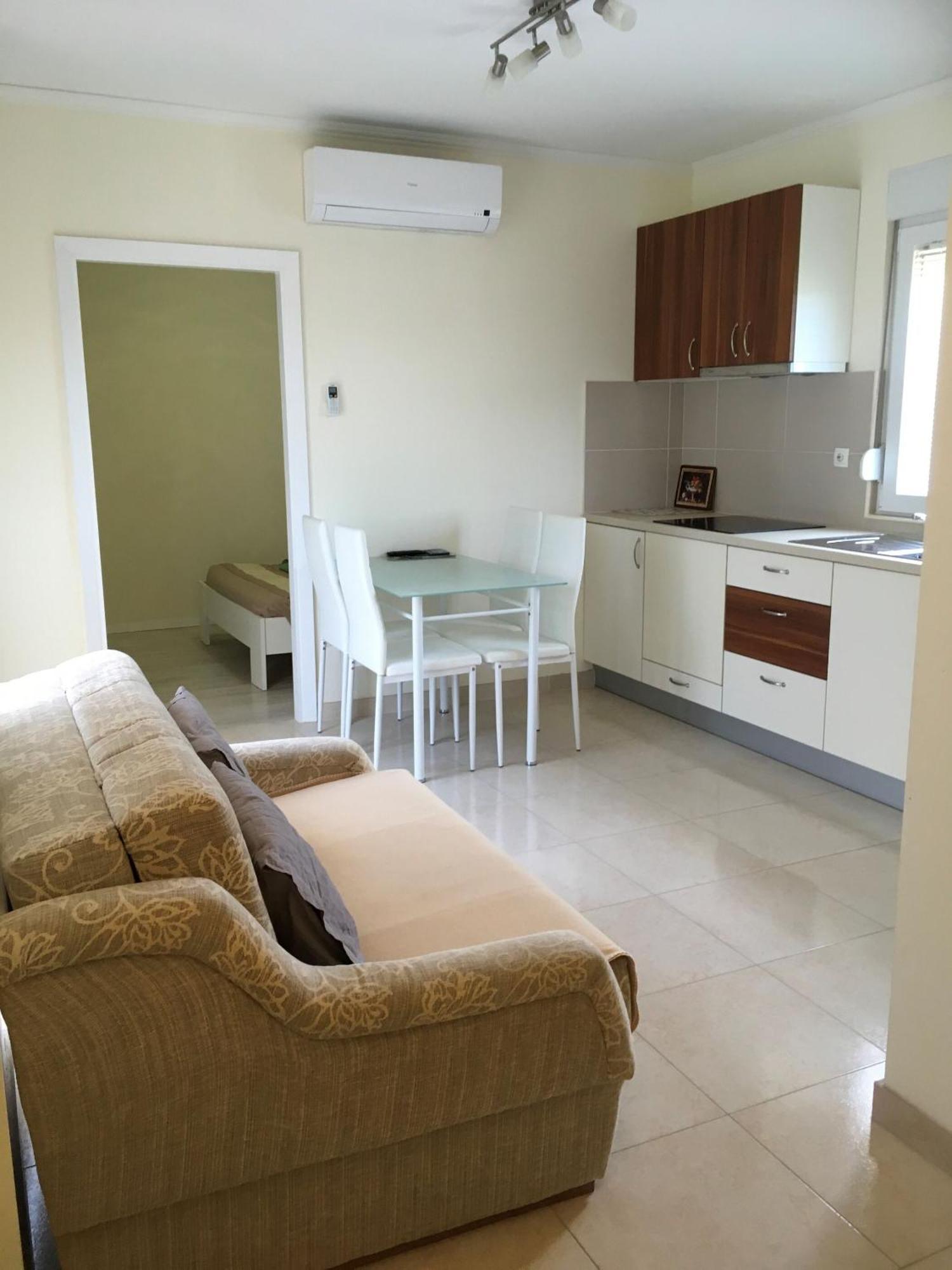 Apartment Lipovica
