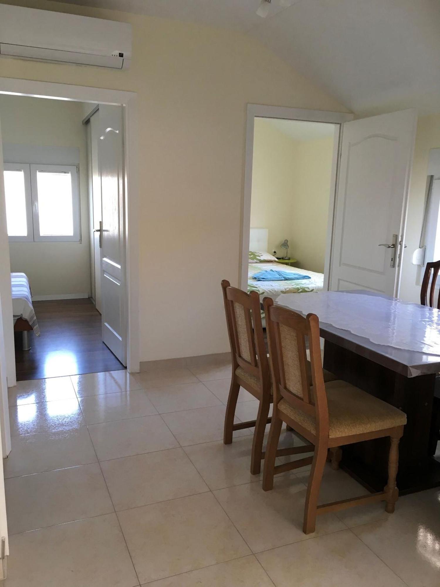 Lipovica Apartment